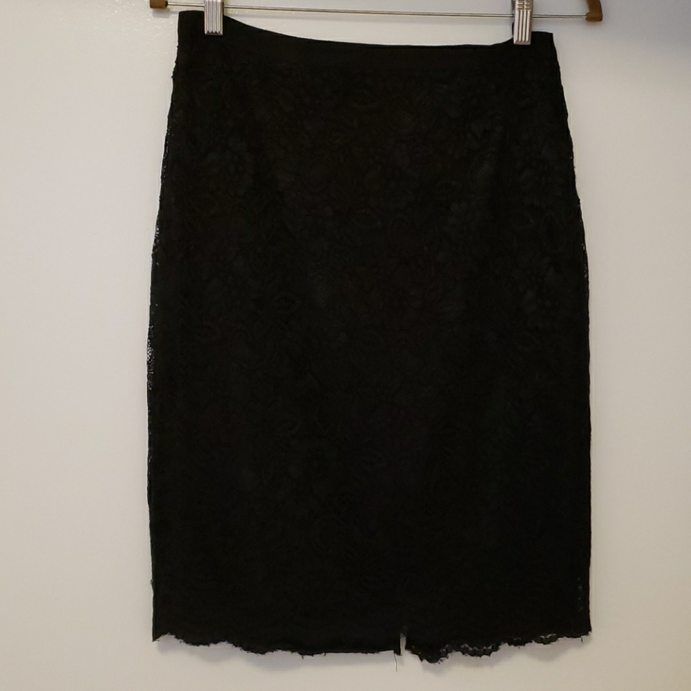 Lace pencil skirt